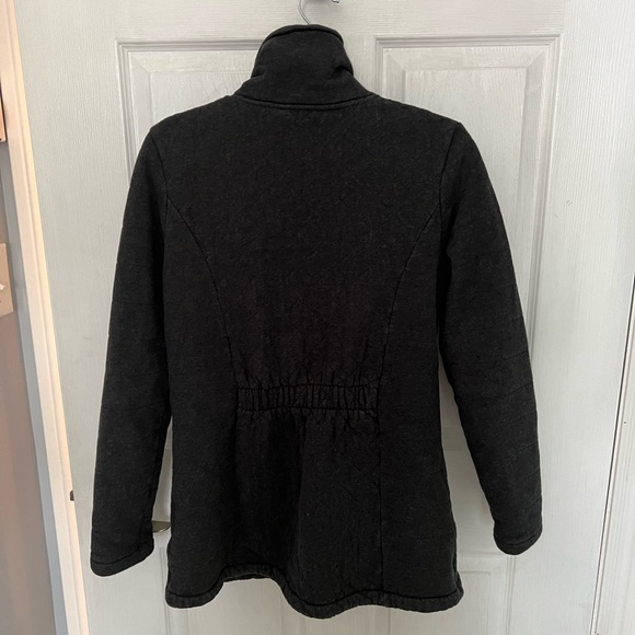 5/$100 Warm North Face Jacket - Picture 6 of 6